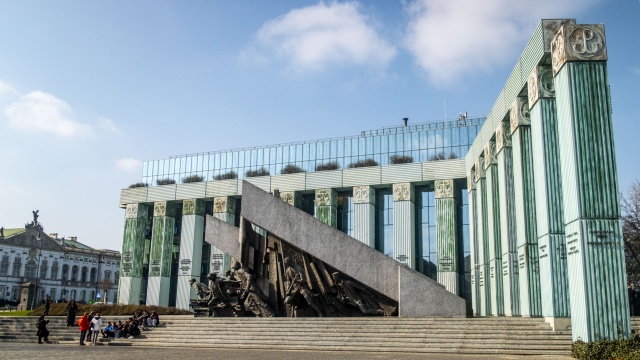 Ponad 40 szkół z Zachodniopomorskiego wzięło udział w konkursie szczecińskiego Archiwum Państwowego i Kuratorium Oświaty na temat 80. rocznicy Powstania Warszawskiego.