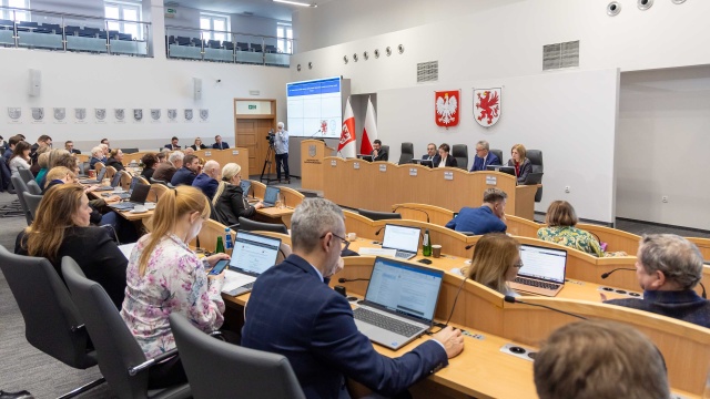 Radni Sejmiku Województwa jednogłośnie podjęli uchwałę o pomocy czterem gminom dotkniętym powodzią.