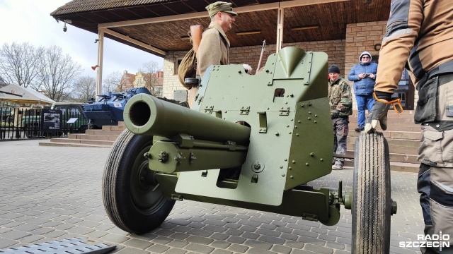 Odrestaurowana armata pułkowa wzór 43 powróciła do kołobrzeskiego Muzeum Oręża Polskiego.