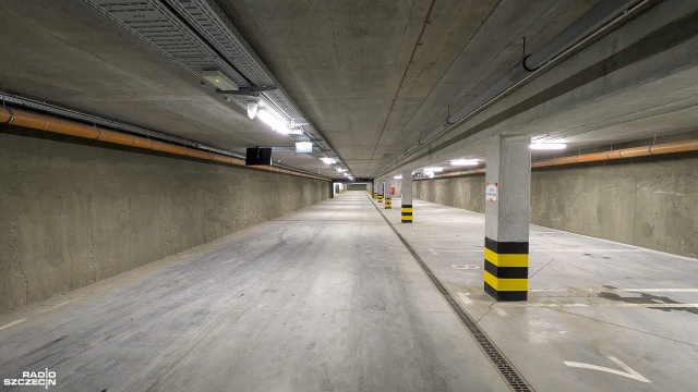 Część mieszkańców Szczecina uważa, że nowy parkingowiec przy ulicy Małkowskiego rozwiąże problem brakujących miejsc parkingowych w centrum miasta.