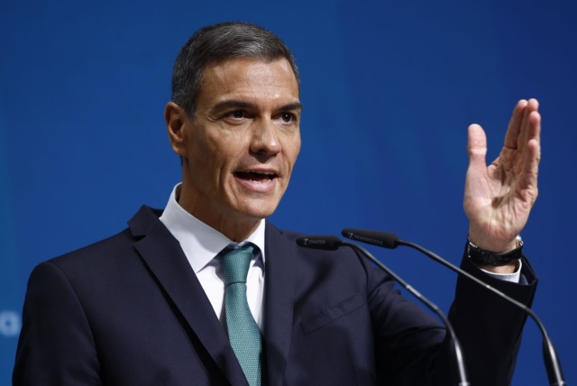 Minister spraw zagranicznych Jos Manuel Albares wezwał ambasador Hiszpanii w Tel Awiwie na konsultacje do Madrytu. To reakcja na decyzję izraelskiego rządu, który zakazał wjazdu do kraju wicepremier i minister pracy oraz minister do spraw młodzieży.