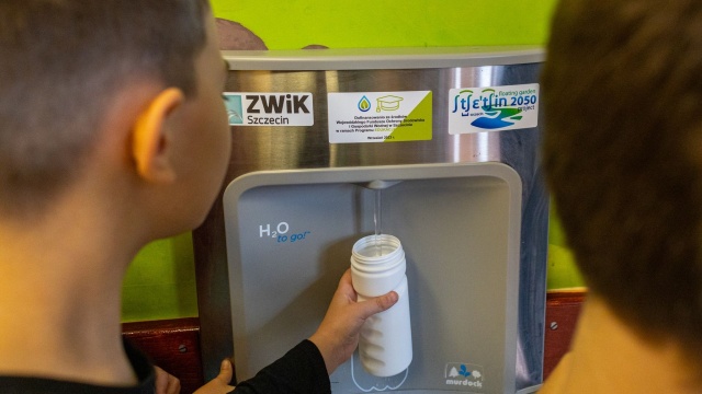 Kolejne poidełka pojawiły się w szczecińskich szkołach i na uczelniach - poinformował Zakład Wodociągów i Kanalizacji w Szczecinie.