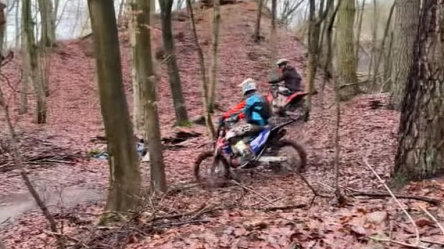 Stowarzyszenie Leśne Ścieżki ustawi fotopułapki w rejonie bikeparku. Fani motocrossowej jazdy upodobali sobie ten obiekt, choć zabrania tego regulamin.
