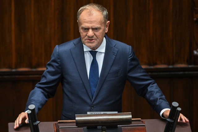 Premier Donald Tusk poinformował, że w swoich rozmowach m.in. z prezydentem Francji, kanclerzem Niemiec oraz sekretarzem generalnym NATO przyjął nie tylko wyrazy solidarności z Polską, ale przede wszystkim propozycje konkretnego wsparcia obrony powietrznej naszego kraju.