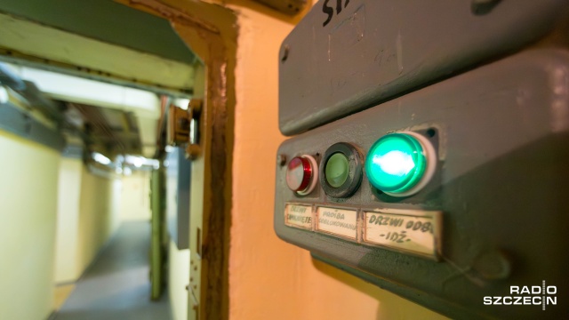 Straż pożarna prowadzi inwentaryzację schronów i miejsc schronienia. Lista takich miejsc znajduje się na stronach komendy głównej i komend wojewódzkich Państwowej Straży Pożarnej.