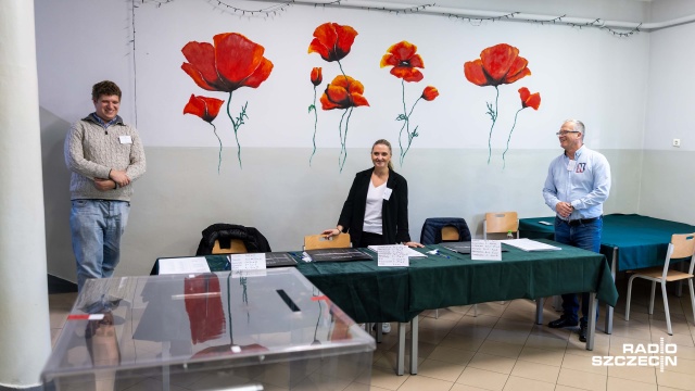 Polityczne komentarze dotyczące frekwencji w wyborach do rad osiedli