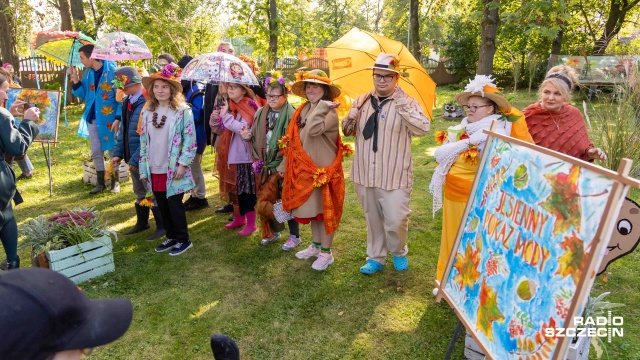 Pieczone z solą i masłem smakowały najlepiej - tak uważają uczniowie z Zespołu Szkół Specjalnych nr 1 w Szczecinie. To kolejny rok, kiedy obchodzono tam Święto Pieczonego Ziemniaka.