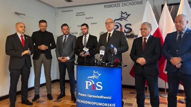 - To były dwa lata marginalizacji Pomorza Zachodniego - tak zachodniopomorscy politycy Prawa i Sprawiedliwości podsumowali pierwszą połowę rządów Koalicji 15 października.