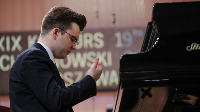 Występ Piotra Alexewicza zakończył przedostatni dzień finałowych zmagań XIX Międzynarodowego Konkursu Pianistycznego im. Fryderyka Chopina w Warszawie. Alexewicz jest jedynym Polakiem w finale.