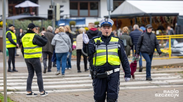 Służby gotowe na dzień Wszystkich Świętych. Policja zapowiada kontrole