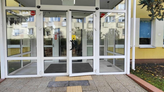 Kołobrzeskie Centrum Usług Społecznych łatwiej dostępne dla mieszkańców. Zakończył się remont obiektu.