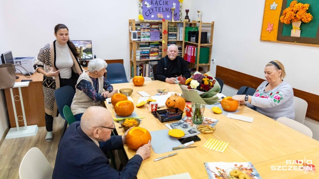Nie takie Halloween straszne, jak je malują. Udowodnili to seniorzy z Klubu Seniora w Szczecinie.