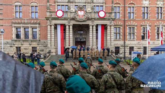 Na szczecińskich Wałach Chrobrego odbyły się wojewódzkie obchody Narodowego Święta Niepodległości.