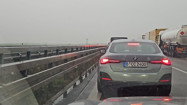 Problemy drogowe na autostradzie w kierunku Berlina oraz ekspresowej S10.