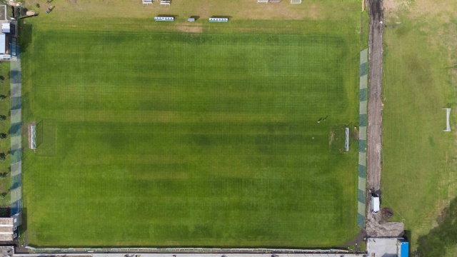 Piłkarze Świtu Skolwin jedną z rewelacji rozgrywek o mistrzostwo drugiej ligi. Szczecinianie zajmują obecnie piąte miejsce w tabeli dające prawo gry w barażach o awans do 1 ligi.