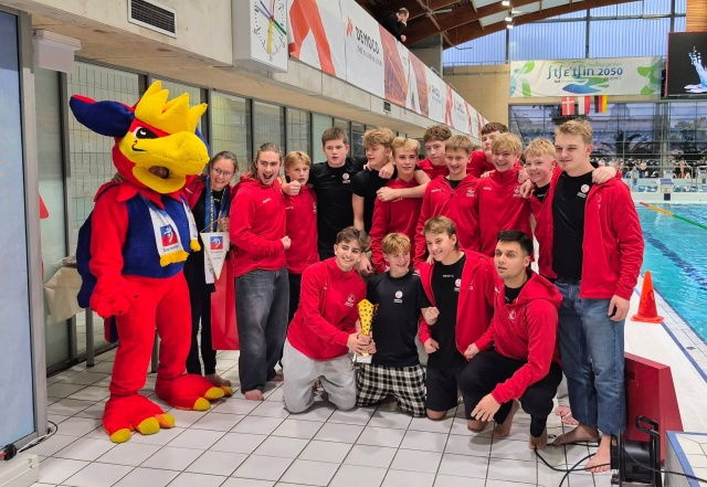 Piłkarze wodni Arkonii porażkami zakończyli występy w Międzynarodowym Turnieju DEMOCO Cup w piłce wodnej.