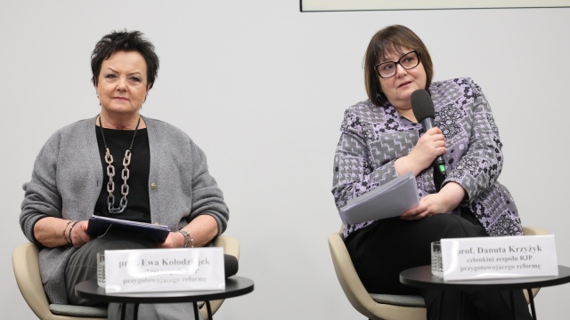 Rada Języka Polskiego poinformowała, że reforma jest odpowiedzią na potrzeby współczesnych użytkowników języka.