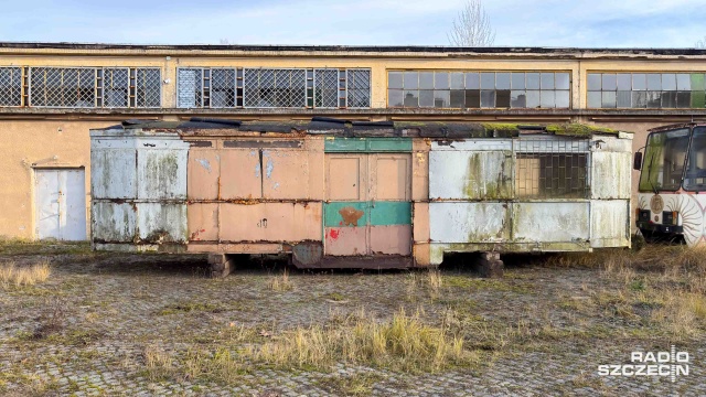 Trafił na złomowisko, na działki we wsi Prostynia, ostatecznie wrócił do Szczecina.