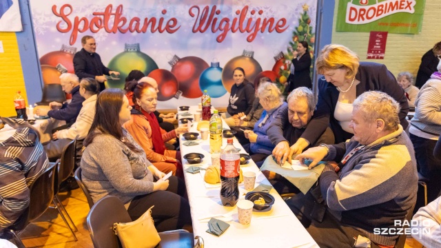 Odbyło się tradycyjne coroczne spotkanie wigilijne dla osób samotnych, ubogich i w kryzysie bezdomności.