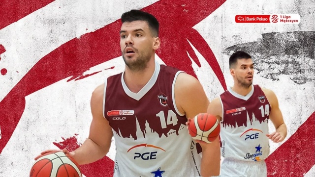 Koszykarze PGE Spójni chcą sprawić świąteczny prezent i zwycięstwem pożegnać się z kibicami.