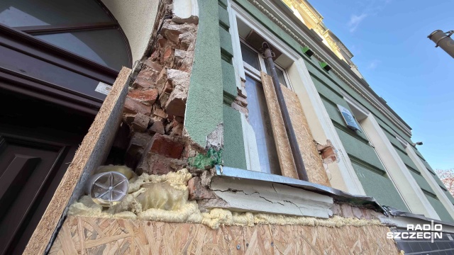 Brak ekspertyzy technicznej budynku powodem opóźnień w naprawie kamienicy przy ulicy Parkowej w Szczecinie. Budynek został uszkodzony pod koniec listopada przez tramwaj linii numer 11, który wypadł z szyn.