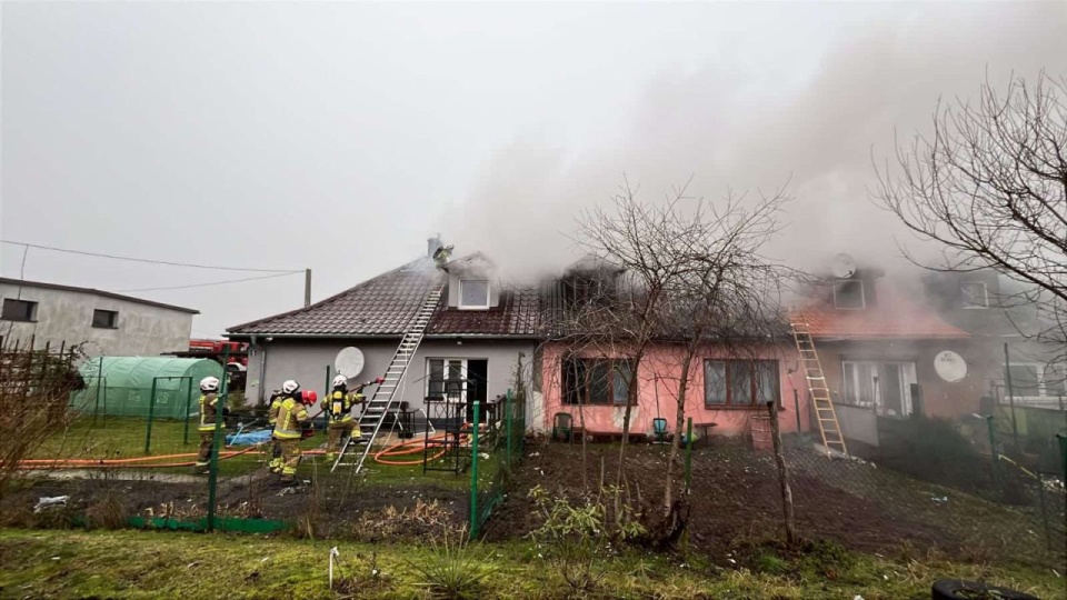 Pożar domu pod Wałczem [ZDJĘCIA]