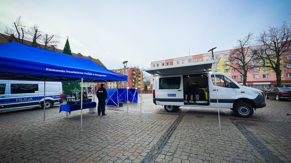 Policyjne laboratorium na czterech kołach