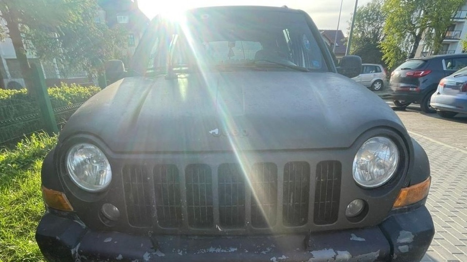 Z jazdy pod wpływem narkotyków będzie się tłumaczył przed sądem. Grozi mu do 3 lat więzienia. źródło: https://slawno.policja.gov.pl