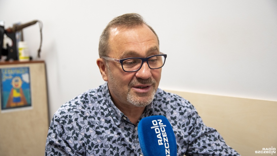 Arkadiusz Kuzio z Akademii Bezpieczeństwa Ruchu Drogowego. Fot. Kamila Kozioł [Radio Szczecin]