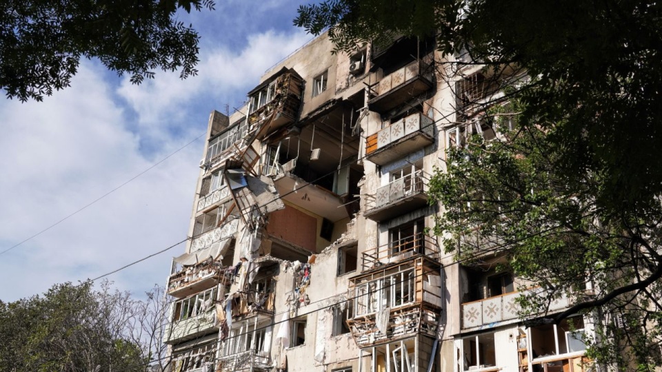 Tej samej nocy rosyjskie wojska zaatakowały dronami Ukrainę. W Odessie na południu Ukrainy odnotowano liczne pożary. PAP/Alena Solomonova