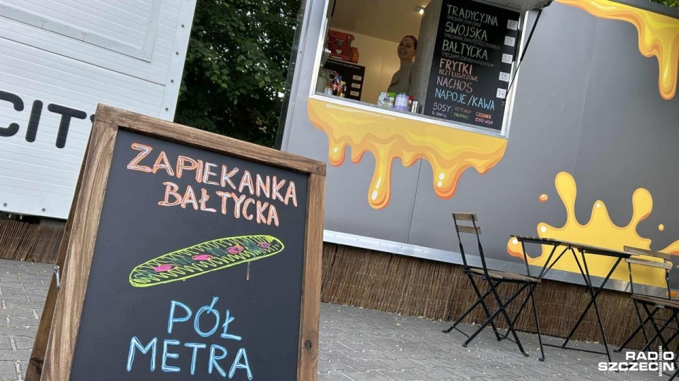 Pogoda tego lata nie rozpieszczała wypoczywających nad morzem. Fot. Jacek Rujna [Radio Szczecin]