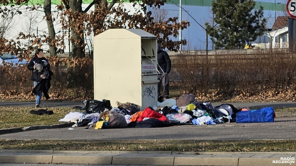 Pojemnik na odzież. Fot. Sławomir Orlik [Radio Szczecin]