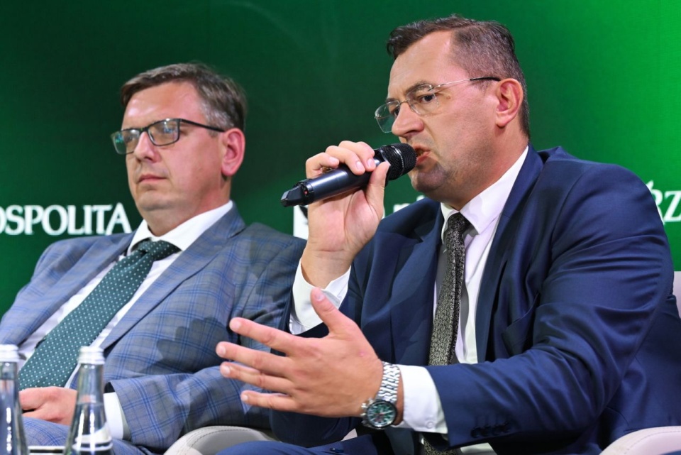 Stefan Krajewski (na zdj. z prawej). Fot. PAP/Maciej Kulczyński