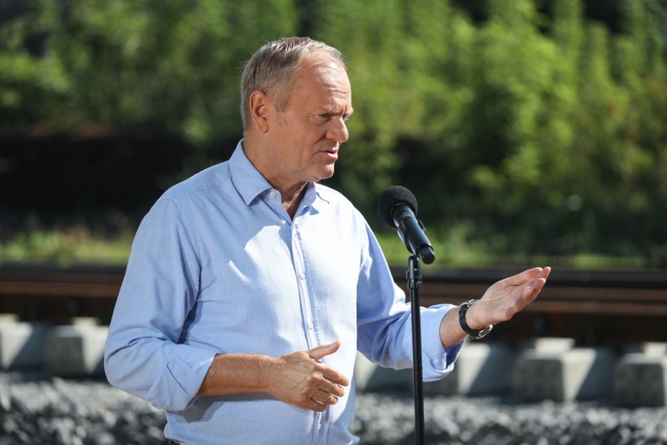 Premier dodał, że zadaniem ministra zdrowia "nie jest błyszczeć na konferencjach prasowych, tylko przygotować ochronę zdrowia na te najbliższe, trudne miesiące". Fot. PAP/Artur Reszko