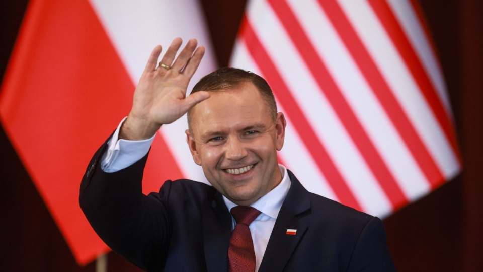 Prezydent RP Karol Nawrocki podczas spotkania z przedstawicielami amerykańskiej Polonii, 21 bm. w Narodowym Sanktuarium Matki Bożej Częstochowskiej w Doylestown. Prezydent RP weźmie udział w debacie generalnej 80. sesji Zgromadzenia Ogólnego ONZ w Nowym Jorku. PAP/Leszek Szymański