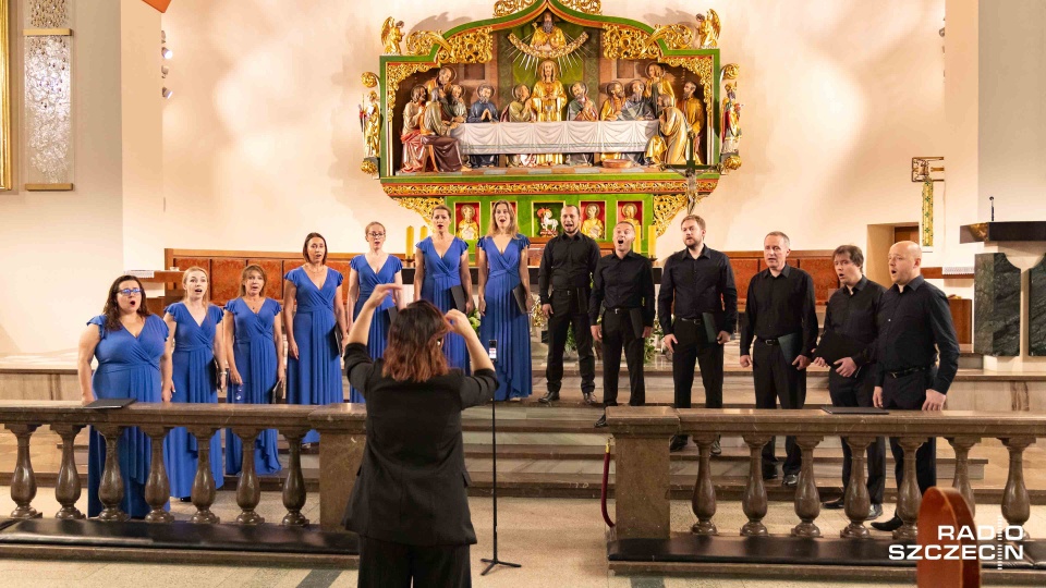 Sonus Cantus Chamber Choir pod dyrekcją Katarzyny Ganczarskiej. Fot. Robert Stachnik [Radio Szczecin/Archiwum]