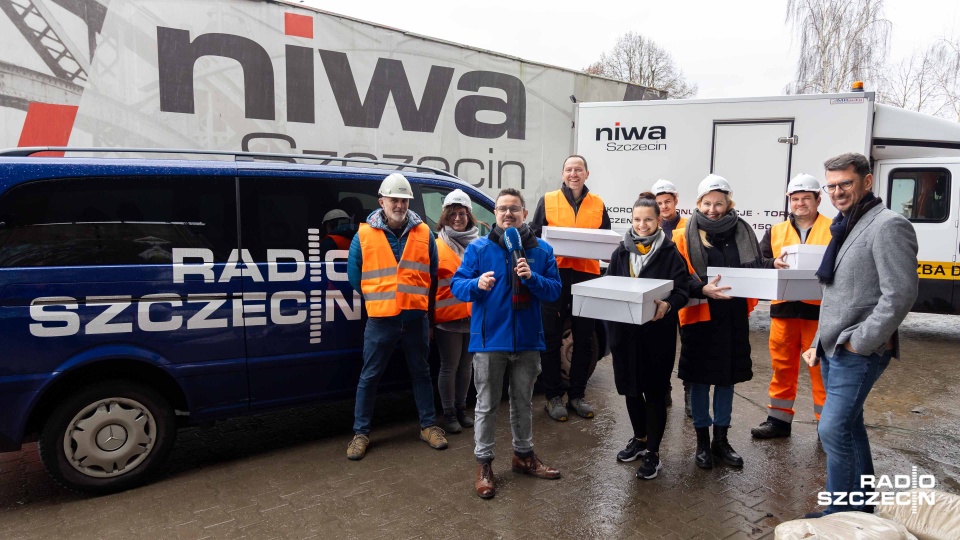 Radio Szczecin zaskoczyło drogowców... tortami! [WIDEO, ZDJĘCIA]