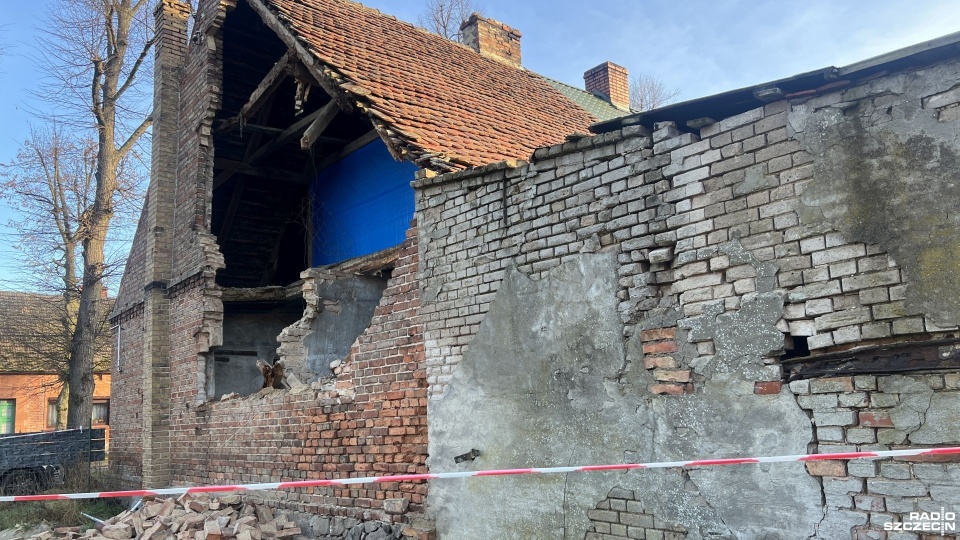 Runęła część domu. Rodzina potrzebuje pomocy [ZDJĘCIA]
