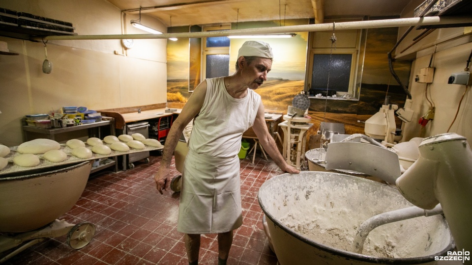 Po 46 latach z mapy Szczecina znika kultowa piekarnia [WIDEO, ZDJĘCIA]