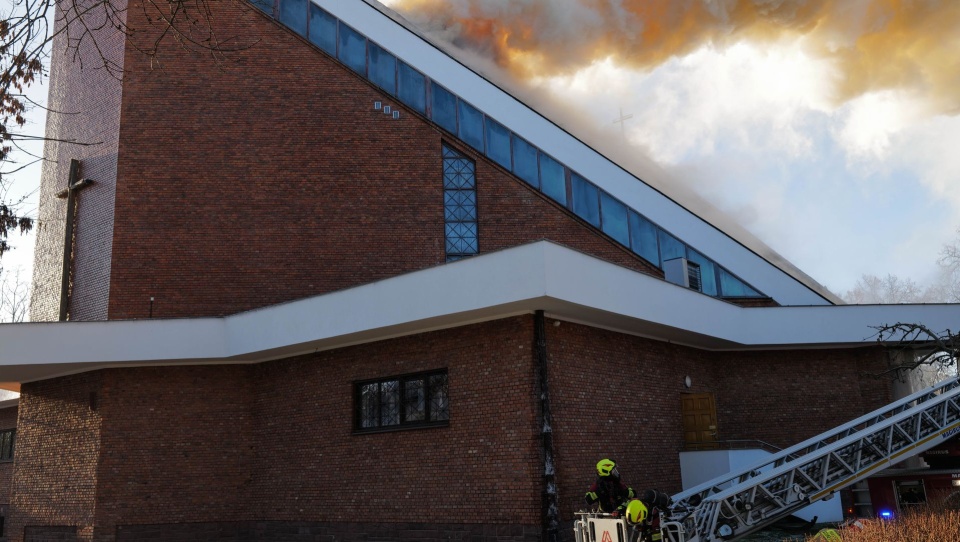 Lublin: pożar kościoła opanowany, trwa dogaszanie