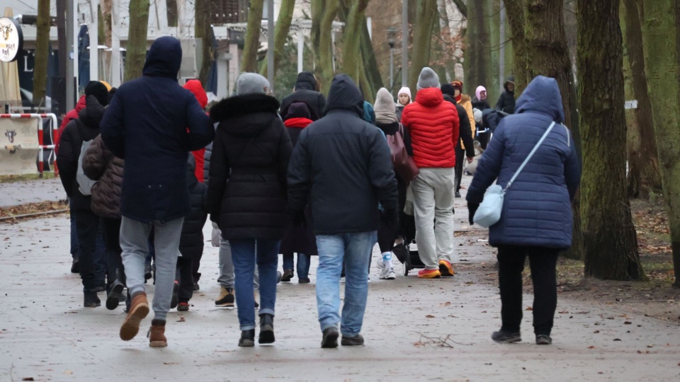 Turyści wybierają Kołobrzeg pomimo zimowej aury