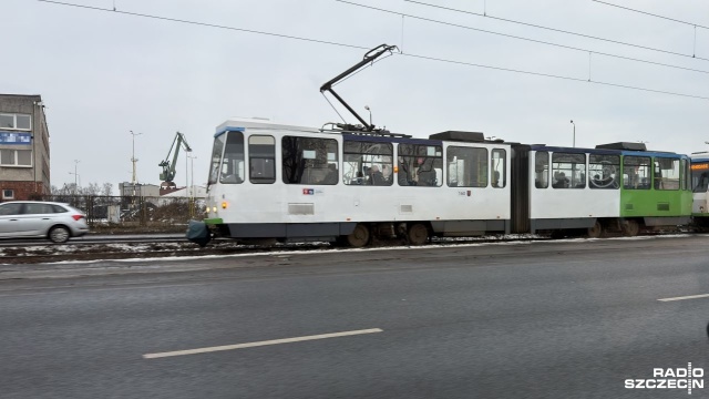 Fot. Rafael Żełobowski [Radio Szczecin] Nastolatek wpadł pod tramwaj w pobliżu pętli Turkusowa [ZDJĘCIA]