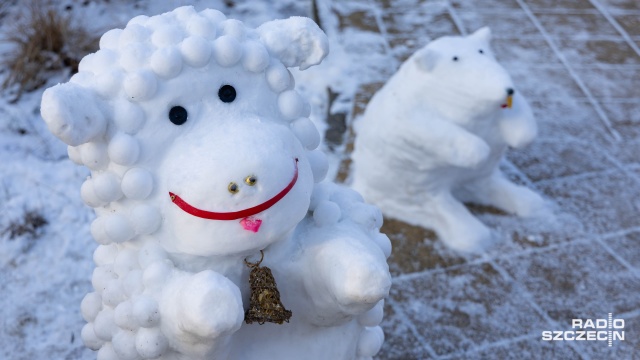 Fot. Robert Stachnik [Radio Szczecin] Niecodzienna wystawa ze śniegu w Szczecinie [ZDJĘCIA]