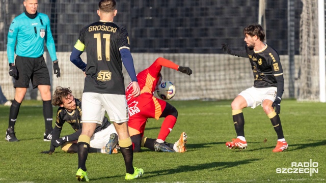 Fot. Robert Stachnik [Radio Szczecin] Piłkarze Pogoni od zwycięstwa rozpoczęli występy w Nowym Roku [ZDJĘCIA]