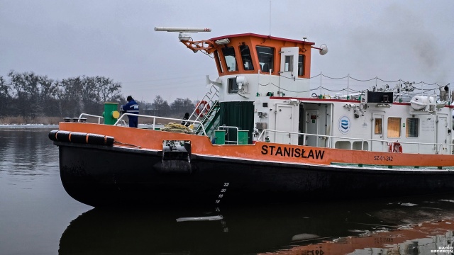 Fot. Wojciech Ochrymiuk [Radio Szczecin] Lodołamacze na Odrze rozbiją zatory [WIDEO, ZDJĘCIA]