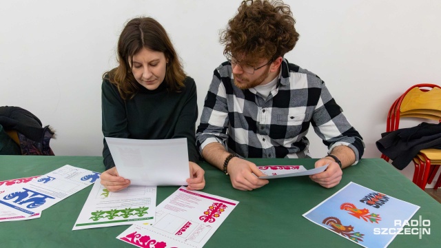 Fot. Robert Stachnik [Radio Szczecin] Wycinanie w starym stylu w Muzeum Narodowym [WIDEO, ZDJĘCIA]