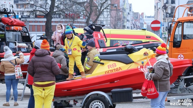 Fot. Przemysław Polanin [Radio Szczecin] Kołobrzeg: "na brzuszki wrzucamy do puszki" [ZDJĘCIA]