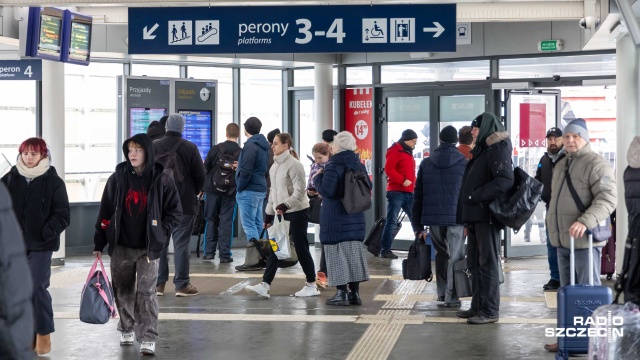 Fot. Robert Stachnik [Radio Szczecin] Ogromne opóźnienia w kursowaniu pociągów [ZDJĘCIA]