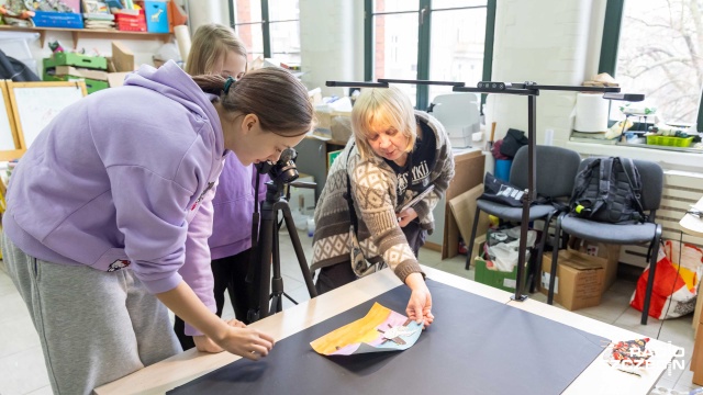 Fot. Robert Stachnik [Radio Szczecin] Ferie z ukulele i nauką fotografii. Trwają warsztaty dla najmłodszych [WIDEO, ZDJĘCIA]