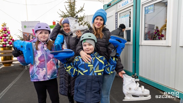 Fot. Robert Stachnik [Radio Szczecin] Niedziela na łyżwach. Szczecinianie korzystają z zimy [WIDEO, ZDJĘCIA]